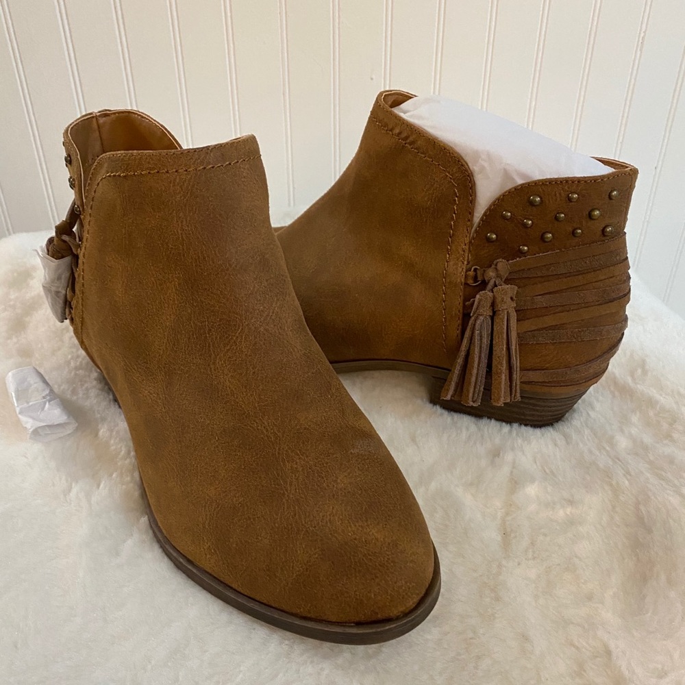 Cognac Tia studded Ankle Booties 9.5